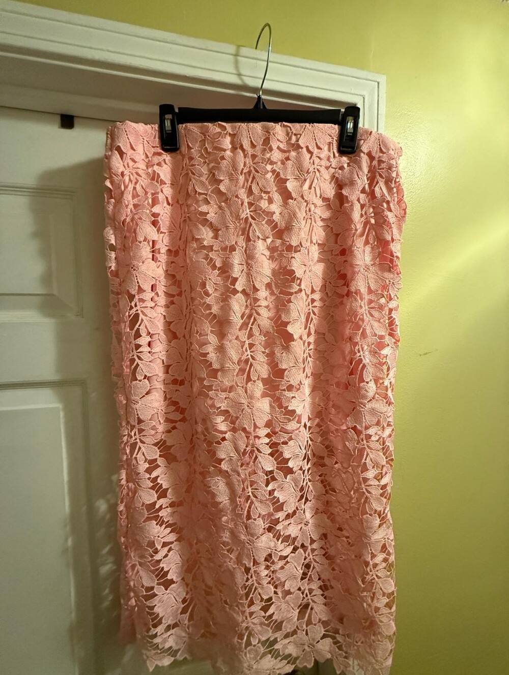 a new day Pink Floral Lace Midi Skirt